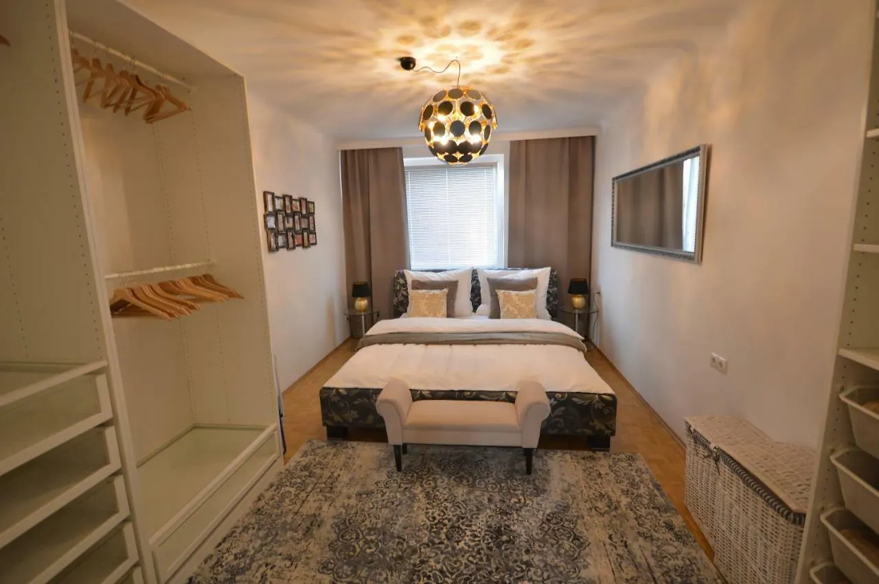 Apartment On Stephansplatz Vienna